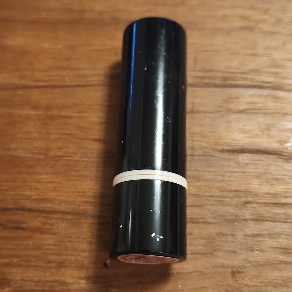 Doll 10 Core Lipstick
